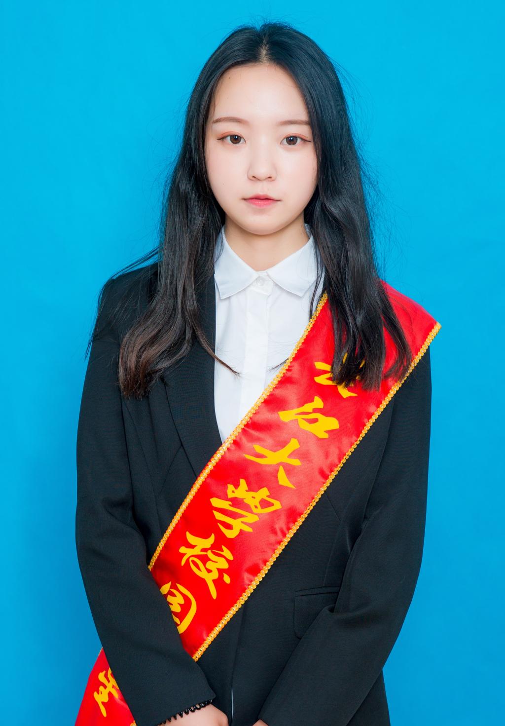 1F713
